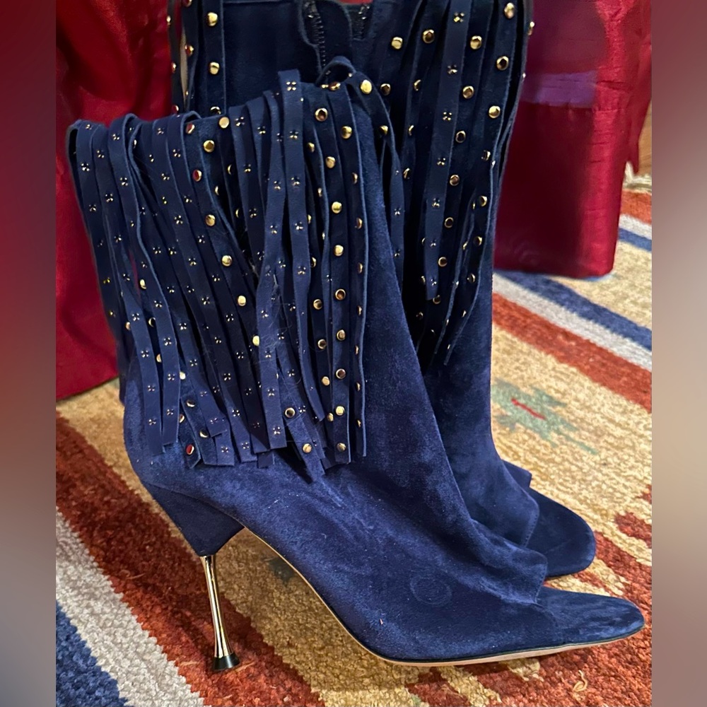 New peep toe Booties with fringes size women’s size European, 36